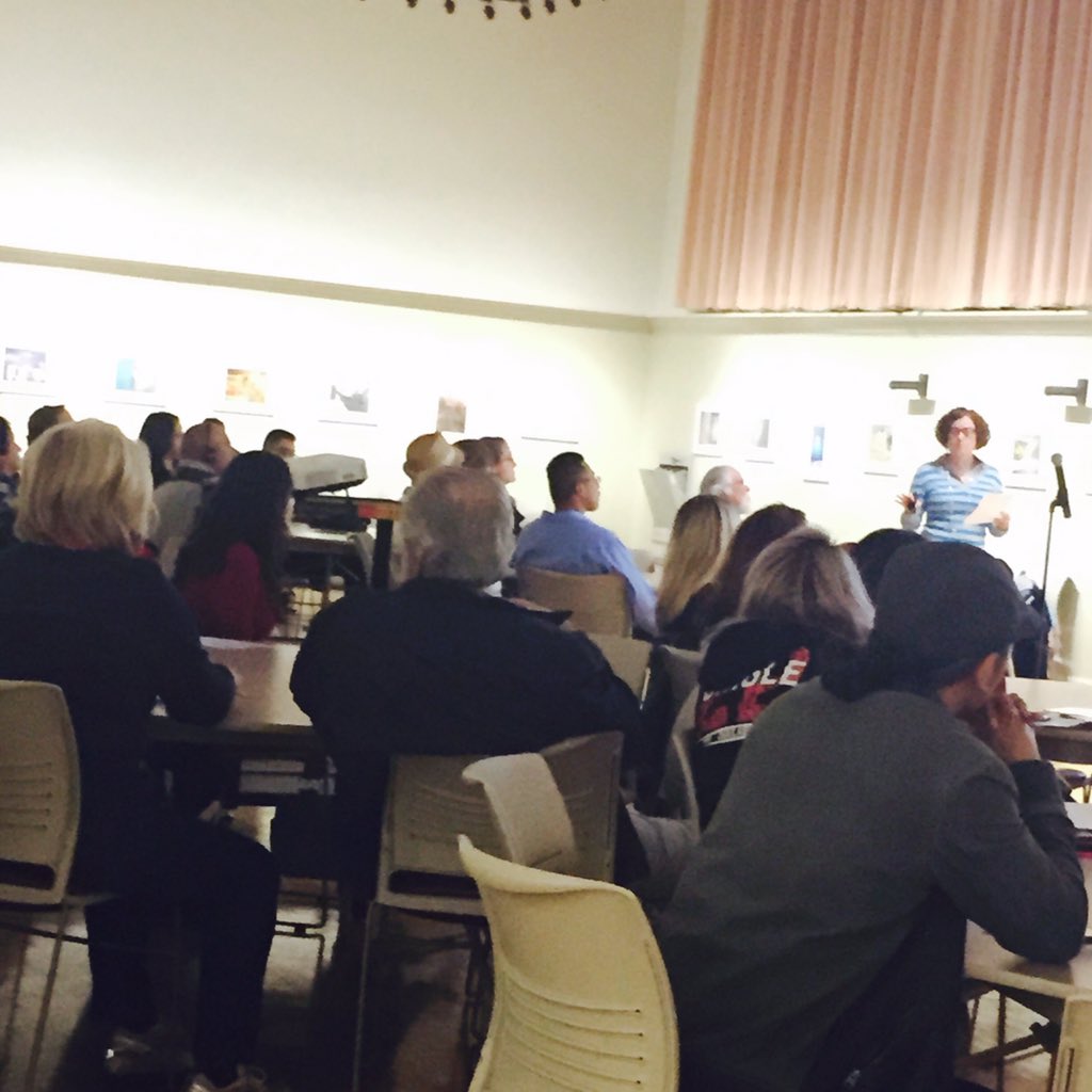 BetterBlckstone's tweet photo. Small Business, Big Corridor presented to Blackstone Ave @RethinkPlaces #BetterBlackstone #WeekofDiscovery https://t.co/MiNDd9VkQX