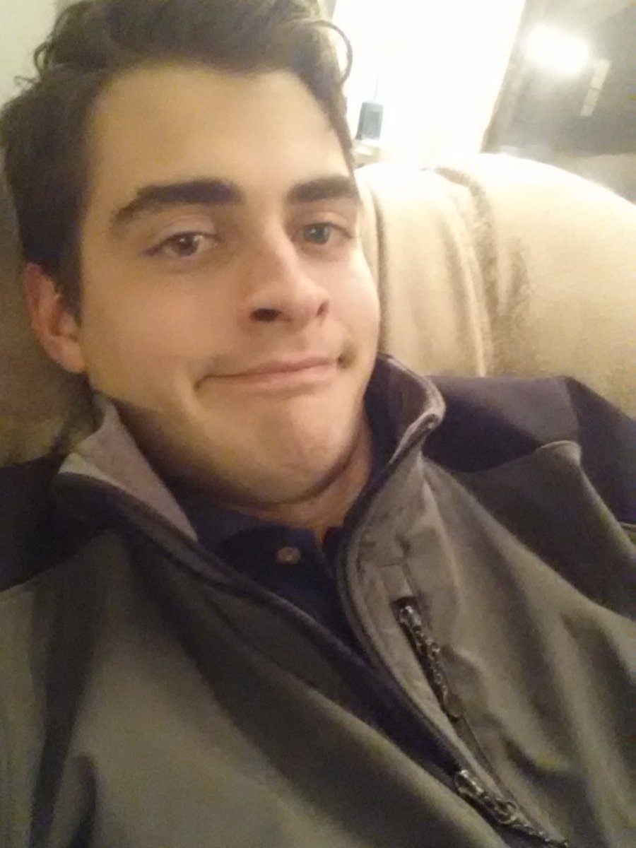 ddermayer's tweet photo. Me Bae bae https://t.co/94S3ZImXA3