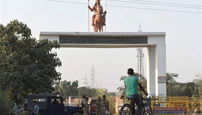 zee24taasnews's tweet image. दादरीमध्ये पुन्हा तणाव
goo.gl/c7mgkU

#dadari #noida