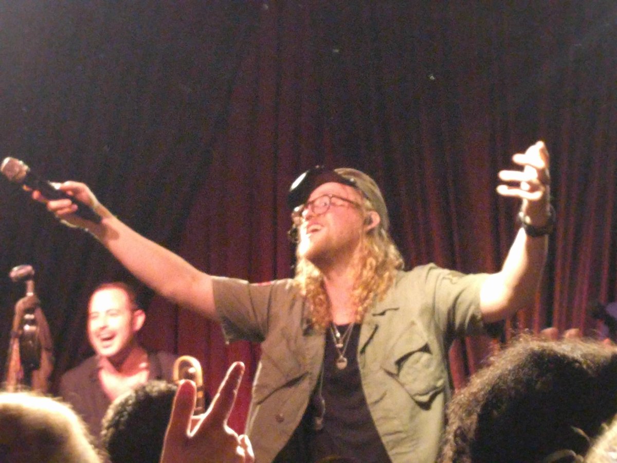 pappi4000's tweet photo. @allen_stone last time in #CLE your band was super tight...they have graduated to #SuperFilthy. https://t.co/huMRnDfWhJ