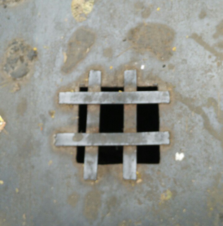 kaala_khatta's tweet photo. A #Hashtag can save your life if used wisely. #PowerOfHashtag. https://t.co/cM7WX5jMEF