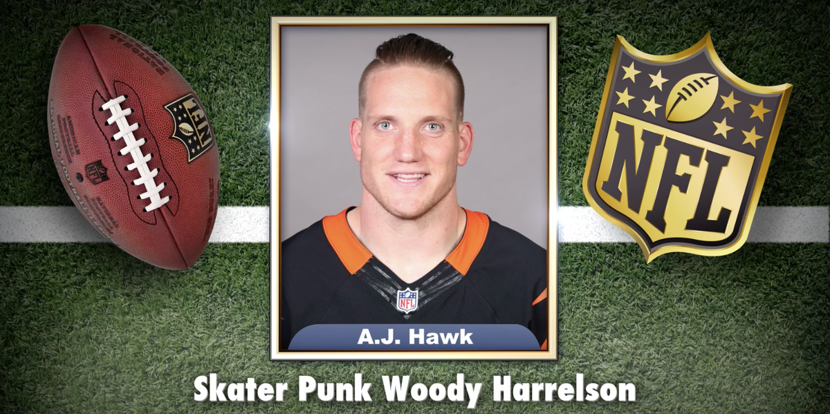 FallonTonight's tweet photo. 🏈Jimmy handed out some very rare awards to a few NFL players! 🏈#FallonTonight https://t.co/ps56A6wOHI
