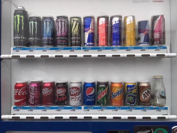 これは徹夜で頑張る人専用の自動販売機だｗｗｗ