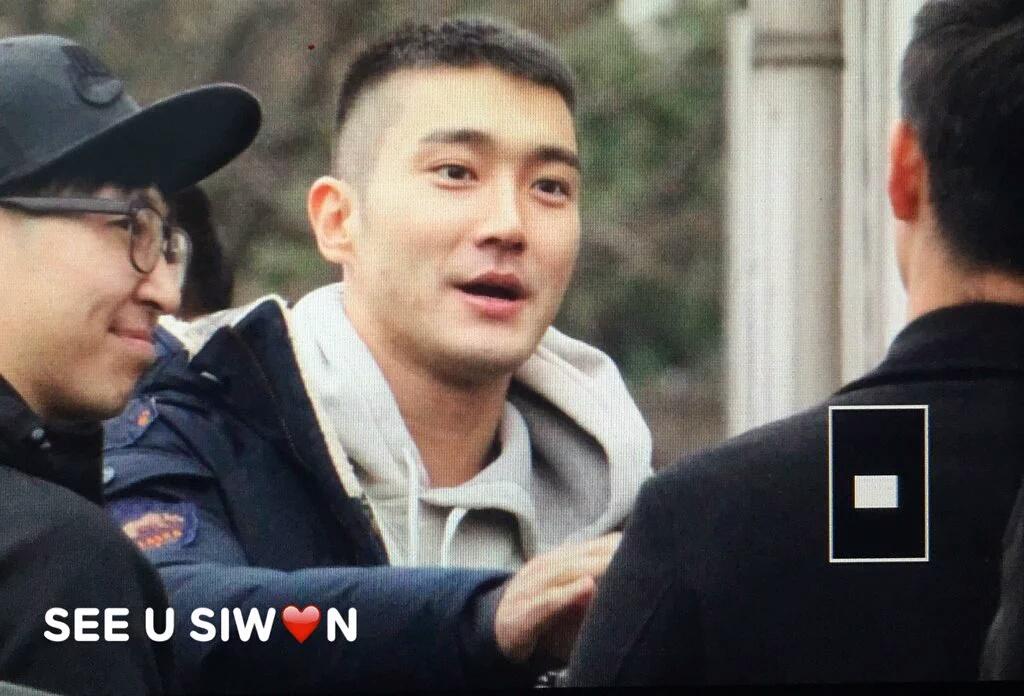 sujufor_elfindo's tweet photo. [Preview] 191115 stay healthy, served your country well and comeback safety ♡ #WeWillWaitForSiwon (cr: SEEU_SIWON) https://t.co/B8g6MSJVEQ