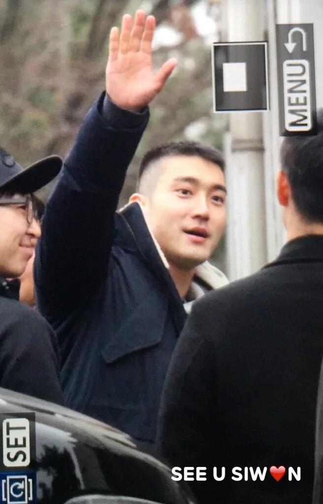 sujufor_elfindo's tweet photo. [Preview] 191115 stay healthy, served your country well and comeback safety ♡ #WeWillWaitForSiwon (cr: SEEU_SIWON) https://t.co/B8g6MSJVEQ