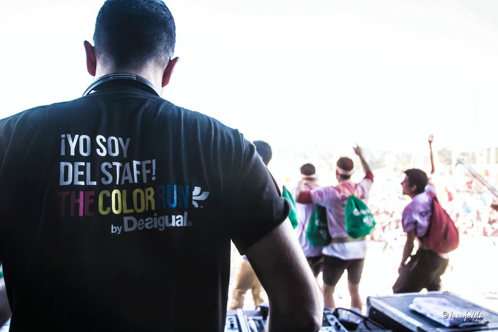 jujoveca's tweet photo. Otro punto de vista @TheColorRunEs @TheColorRun @ColorRunPhotos #TheColorRunByDesigual #happiest5k https://t.co/Akb5LNVSAj