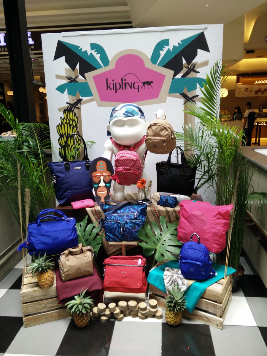 graziaindonesia's tweet image. Spring has arrived! Bring your holiday essential in @kiplingIND newest collection  #kiplingind #tropical