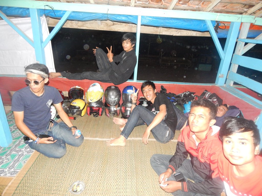 Tah anu dikacamata boboho humas <a href="/Gc3Bansel/">GC3 Bansel</a> hahahah <a href="/Info_Rancabuaya/">Pantai Rancabuaya</a>