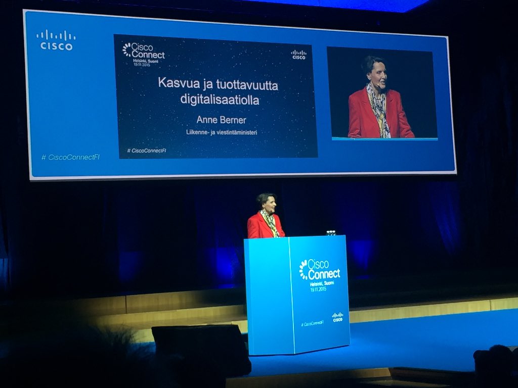 Eklund_Tommi's tweet image. Liikenteeseen kuluu toiseksi eniten rahaa kotitalouksissa #Anne Berner #CiscoConnectFi