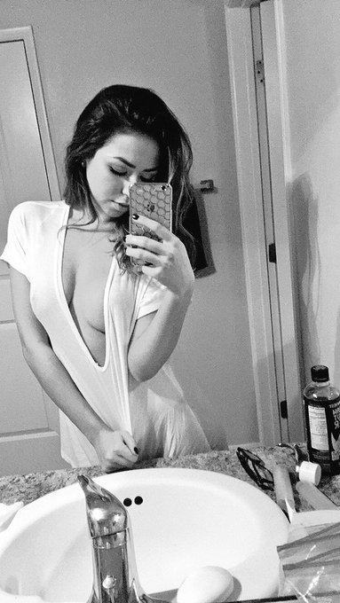 Sweet dreams 🌙 https://t.co/sdT85ylcZh<a href="/tag/drooling"class="tags"><span>#drooling</span></a>