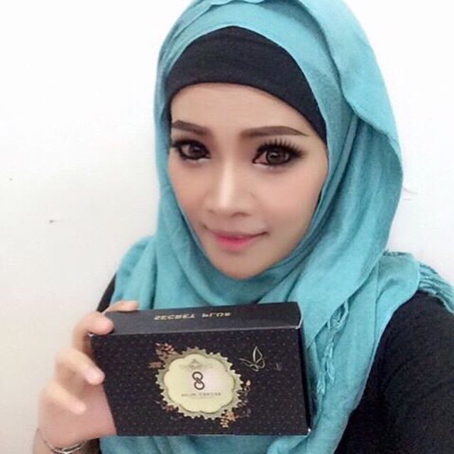 Saya menjual ... seharga Rp365.000. Dapatkan produk ini hanya di Shopee! shopee.co.id/clinicbeautysh… #ShopeeID