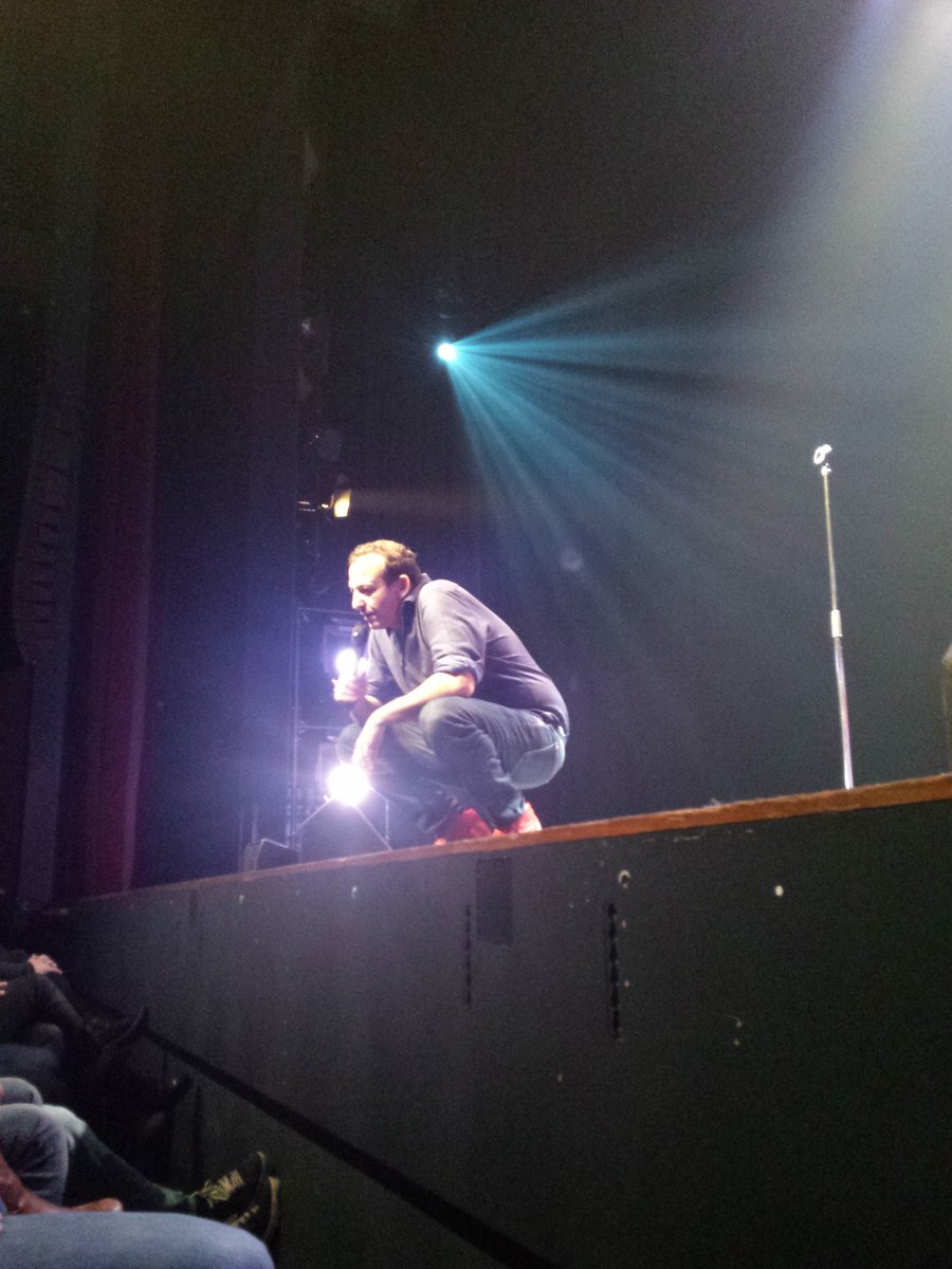 ClaudiaKomduur's tweet photo. In tijden niet zo gelachen als gisteravond! 😂
Wat een ge-wel-dige show van @Amhali @Rabotheater Hengelo. https://t.co/3Y7xAQfvrc