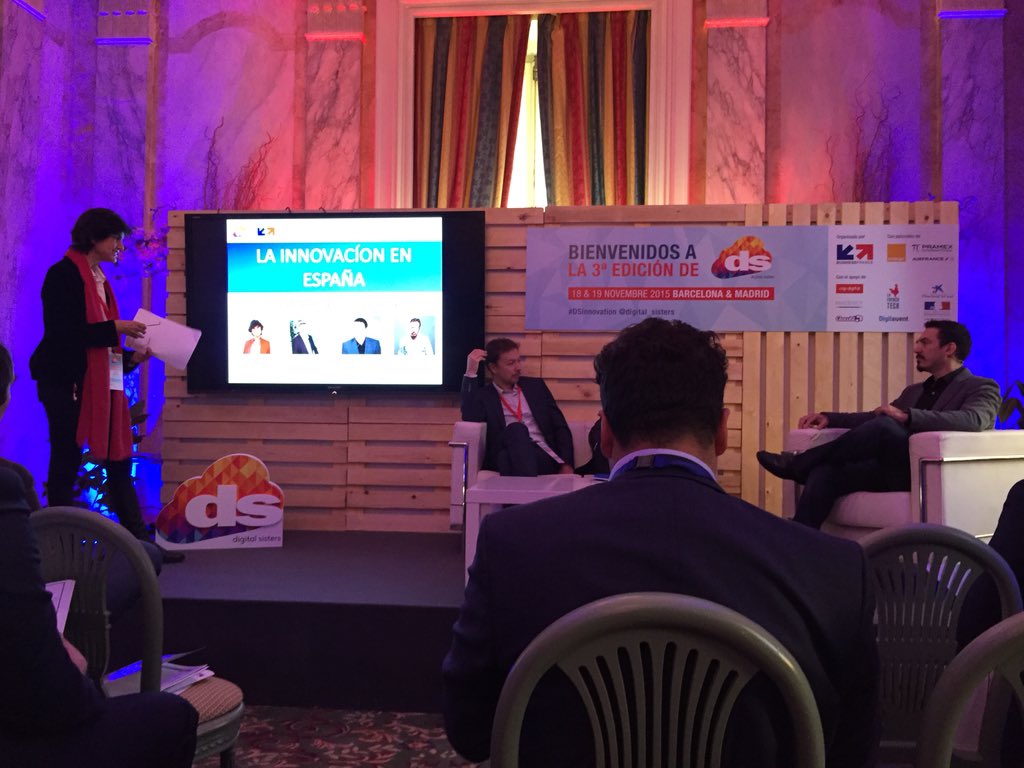 Gran panel de Innovación en el <a href="/digital_sisters/">Project_4</a>! Las grandes compañías necesitan de start ups!#DSinnovation