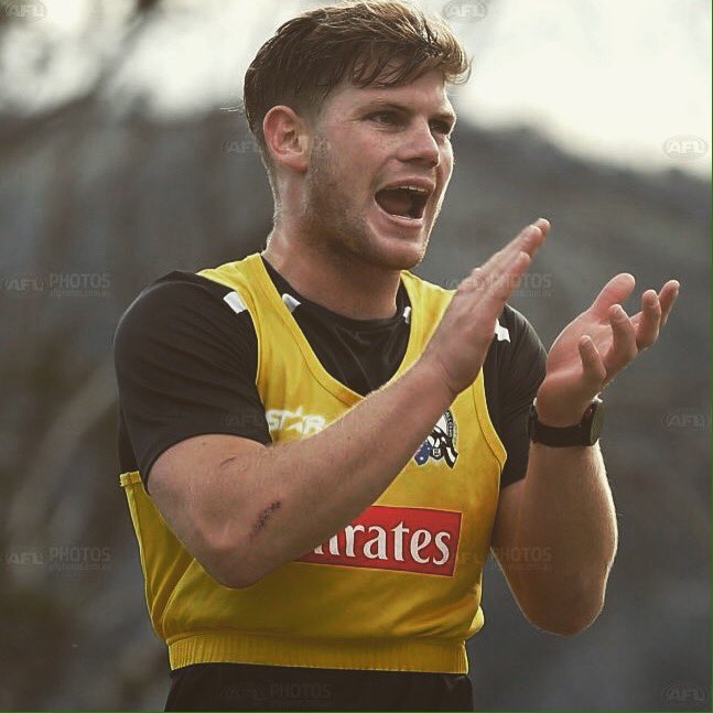 PiesNation's tweet image. This bloke... Set to take his game to the next level in 2016. 🙌#watchout #futurecaptain #elite #taytay #13