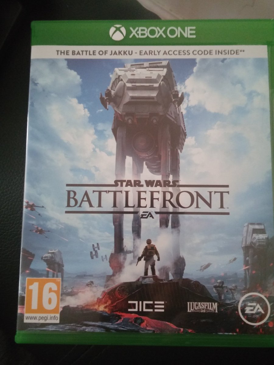 Shadowice31's tweet photo. Its here!!!! #StarWarsBattlefront #XboxOne bring on the mayhem... https://t.co/5CCl7Azu4j