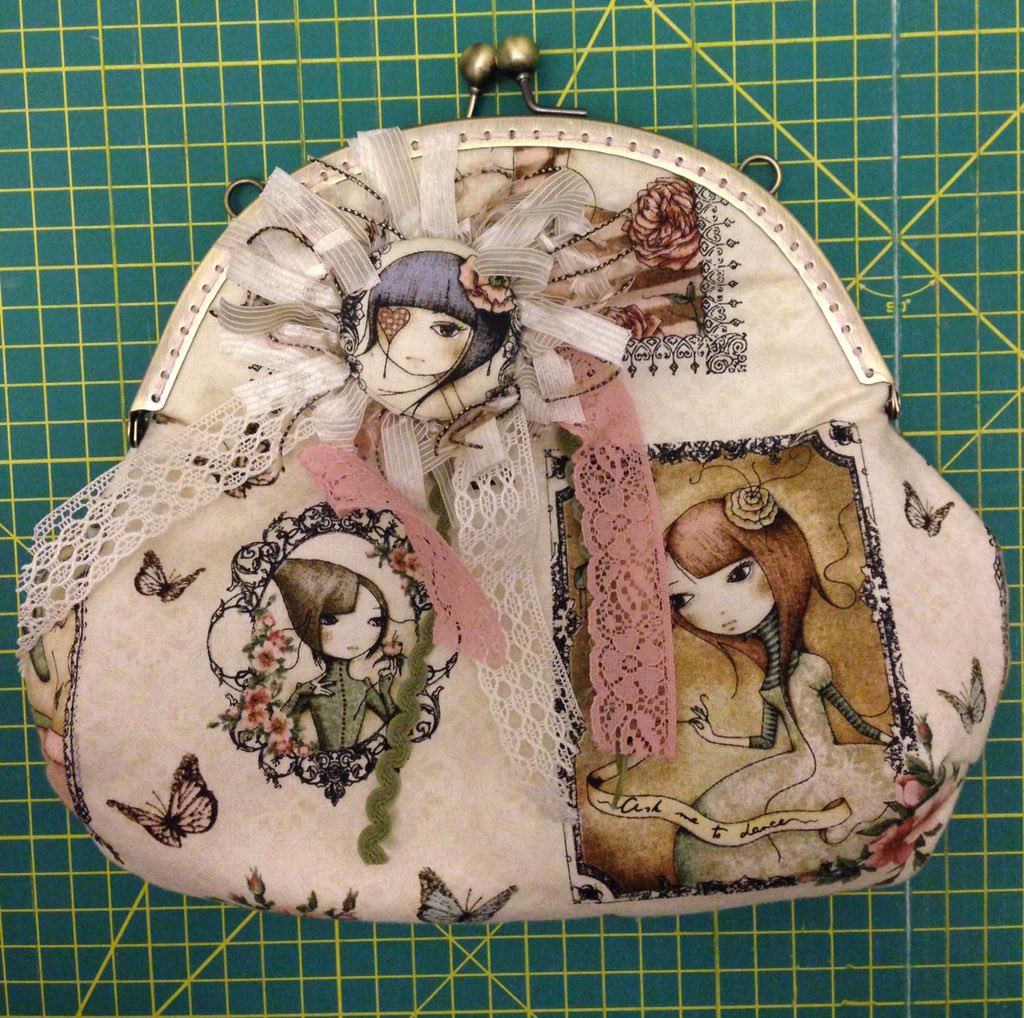 PatchAtachus's tweet image. Bolso yo de la colección Mirabelle de Santoro