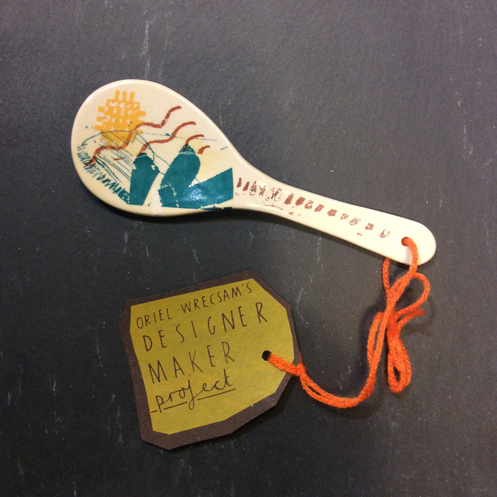 #designermaker "Lovespoon"
Now available // ar gael yn awr
£8.50 @ Siop//Shop
<a href="/RhiMoxon/">Rhi Moxon</a> <a href="/ABFWXM/">Advance Brighter Futures (ABF)</a> 
#print #ceramic