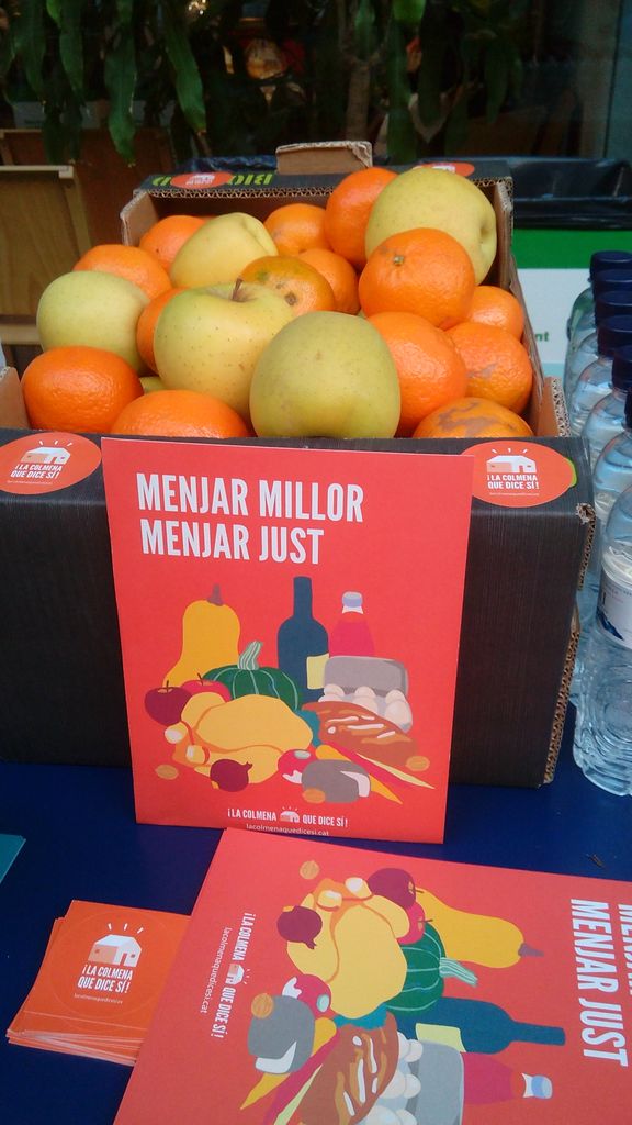 ColmenaValencia's tweet photo. En el #OSFestBCN también esta presenta la @ColmenaQdiceSi que comida tan rica! #vidaencolmena #WayColmena https://t.co/RzYibRy3Wm
