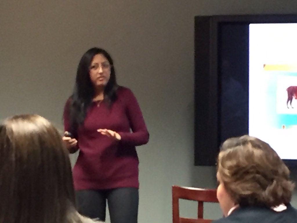 CIMAKSTATE's tweet photo. @Becas_SENESCYT Using #LinkingLanguage to pre-assess #ELLs. Maria Jose Morocho shows that BDI strategies DO work. https://t.co/3gWWltTx3o