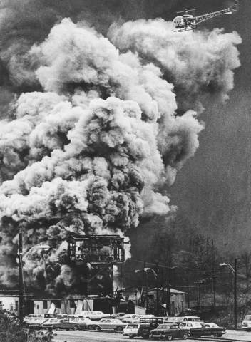 Nov 20, 1968, 78 miners were killed in gas &amp; dust explosion at #Farmington wvencyclopedia.org/articles/2241#… #coal