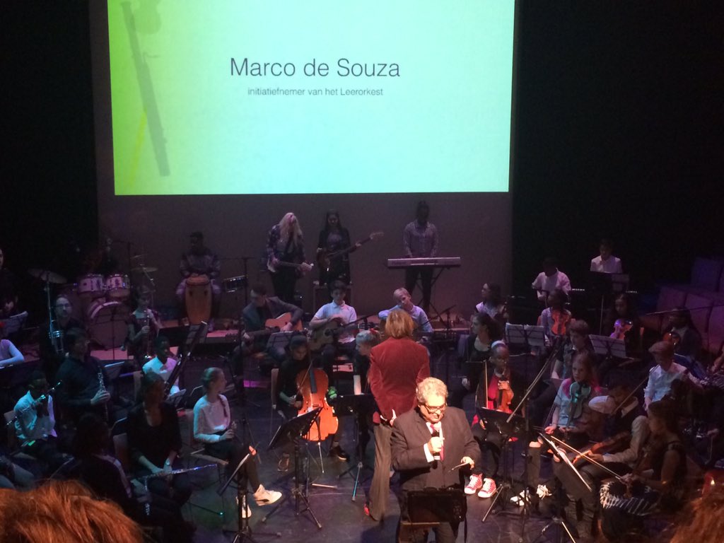 10 jaar <a href="/leerorkest/">Stichting Leerorkest Nederland</a> Marco de Souza muziek voor alle kinderen!