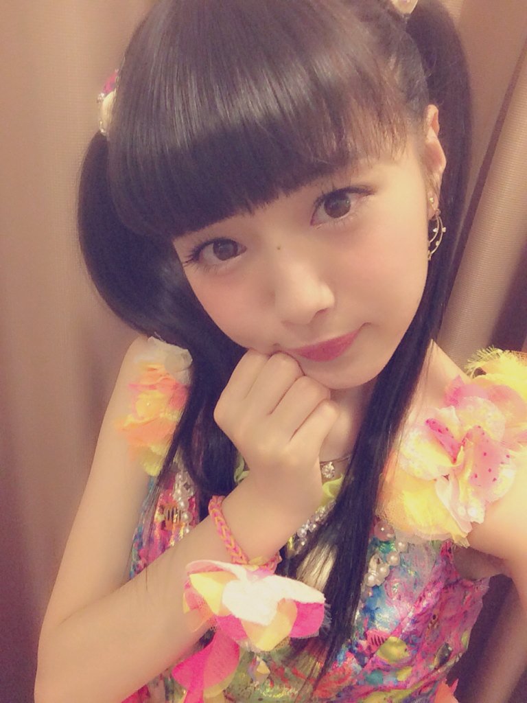 miorin_lemon212's tweet photo. 『ドリアン少年』を歌わせて頂きました😊🍋

とーっても楽しかったなぁ💗
見つけて下さいましたか？？

こんなにも素敵な番組に今年も出演させていただけてとても光栄です✨嬉しいです✨

#ベストヒット歌謡祭 #NMB48 https://t.co/9C48AROU0Q