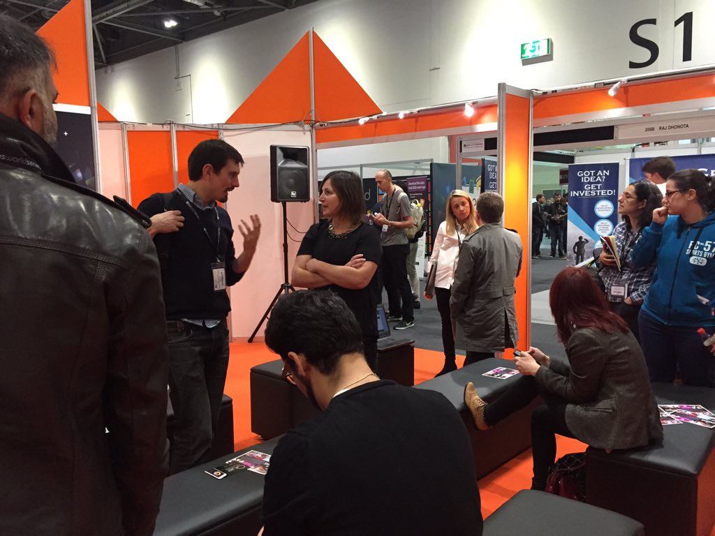 legaledge4smes's tweet image. Lots of interest in our 'where tech meets legal' talk. Post Q&amp;amp;As with @GoldbergHelen &amp;amp; @legaledgeceo  @Apps_World