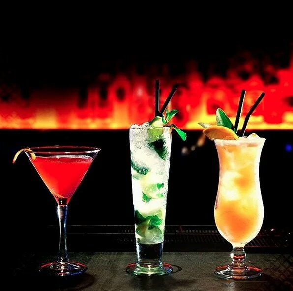 GhulamMohinudd2's tweet photo. #MYIIHM 
Specially crafted #moctails will keep your spirits up
#Contracostafoodfest
#chefvaibhav1983
#IIHMVIVEK https://t.co/cHLxNaCjHf