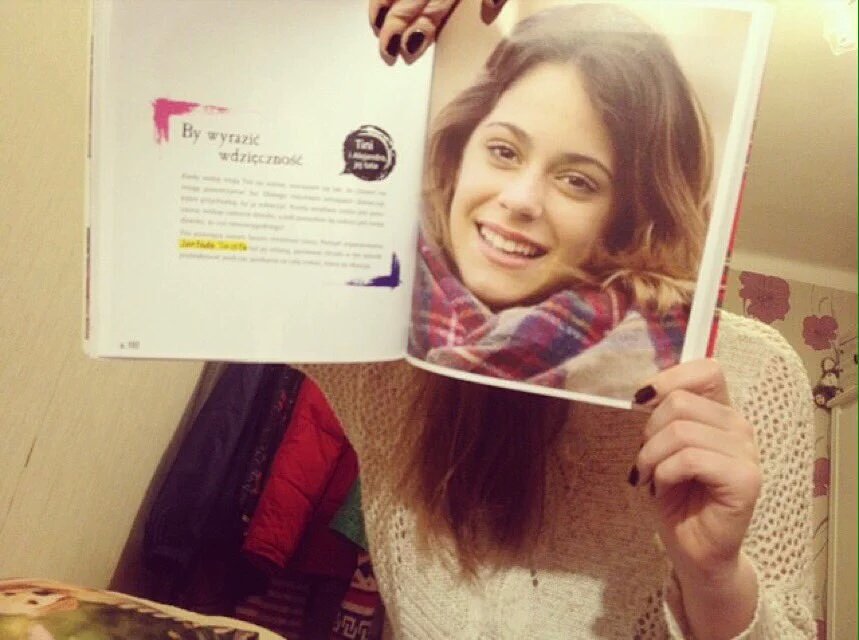 kora33121's tweet photo. Mira Tini 🙈💞 tu mejor libro !!!! 🌟 gracias ! #PoProstuTini 
@TiniStoessel https://t.co/0D96ZtazkA