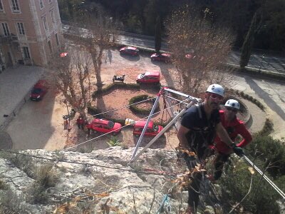pompiersdugard's tweet photo. #FORMATION #Tests annuel #IMP3 du #SDIS30 (Intervention en Milieux Périlleux - Niveau 3)
#ECASC @EntenteValabre https://t.co/wlPRUqEdMF