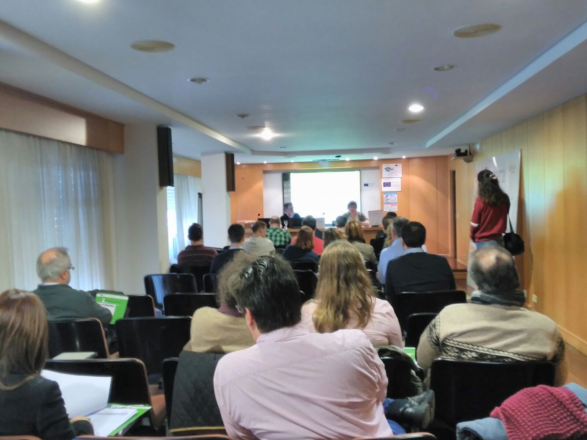 Financiarte's tweet photo. Durante el taller de financiación de @camarapont dirigido a #pymes #emprendedores https://t.co/lnPA15sPzc  @matravi https://t.co/Ob3JsVmZ9z