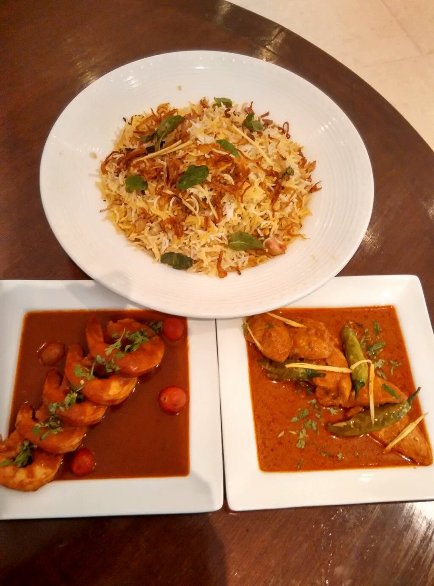 GhulamMohinudd2's tweet photo. #MYIIHM
Savor the delictable cuisine of
#CONTRACOSTAFOODFEST
#IIHMVIVEK
#chefvaibhav1983
#IIHMHOTELSCHOOL https://t.co/OSOHIGATkM