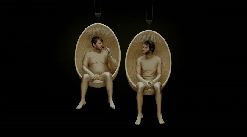 Cestfouca's tweet photo. Deux testicules discutentโฆpour une publicitรฉ @BondsAus ! https://t.co/CI4iD4085I #BondsStyle #Bonds #com #publicitรฉ https://t.co/mj9xiulSmx