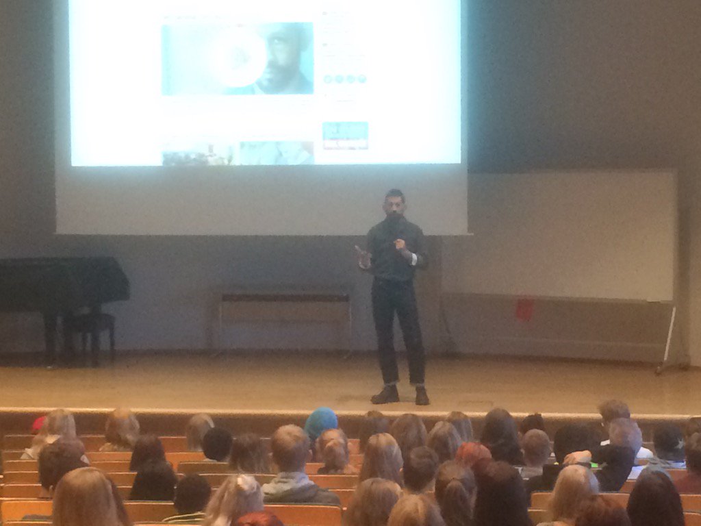 alsegaard's tweet photo. Tänkvärt om mobbning med bl.a. Musse Hassellvall på #jennynyströmsskolan idag https://t.co/NdIJ31tAjm