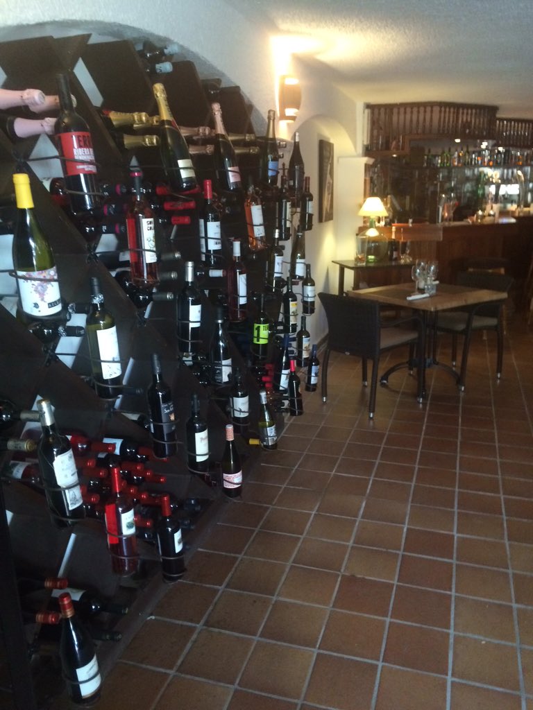 LaBodegaCM's tweet image. Te esperamos !!! Tenemos variedad de vinos y gin &amp;amp; tónics y alguna que otras novedades