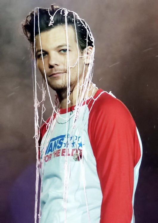 SaneDistraction's tweet image. I wanna party hardcore tonight. Or other amazing things.