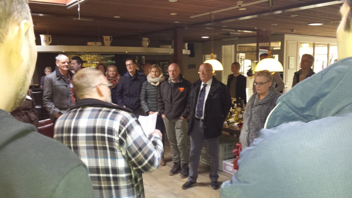 Gebiedsafari: deelnemers maken kennis met 'onthaasten op het platteland' bij Villa Nova te Zorgvlied.