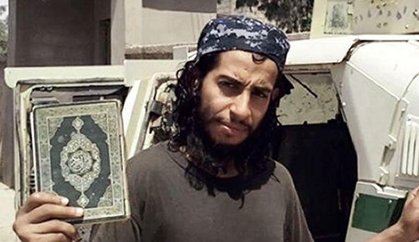 LEXPRESS's tweet photo. [URGENT] Abaaoud, le cerveau présumé des attentats de Paris, est mort https://t.co/C47glPmywM https://t.co/fJnSA22RxO