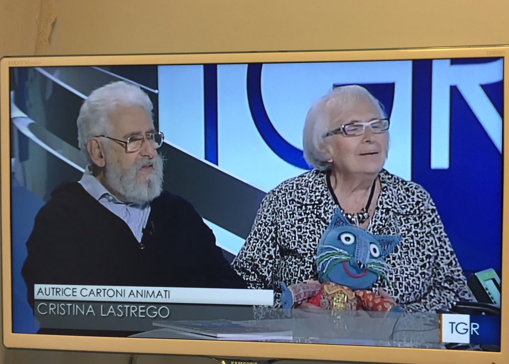padovani_gigi's tweet photo. Per celebrare la Giornata dell'Infanzia giusto far venire in studio @Tg3web @LTanimation Lastrego &amp; Testa https://t.co/p2jyYuvW0m