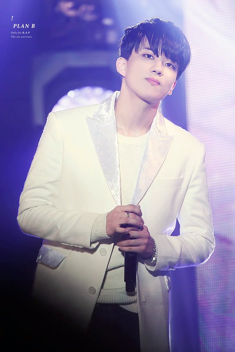 RICEjuseyo's tweet photo. [HQ UPDATE] 151115 @BAP_Daehyun #대현 @BAP_Youngjae #영재 at DDP #BAPSHOWCASE 😍 
Cr.@/PlanBAP https://t.co/bLNwcXfU46
