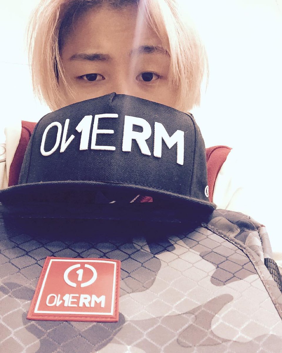 BlockB_Echoes's tweet photo. [151119 U Kwon] Nouveau sac!! Nouvelle casquette #Onerm #ONERM #Careness JoliJoli J’adoreJ’adore https://t.co/yOmwpjQc36