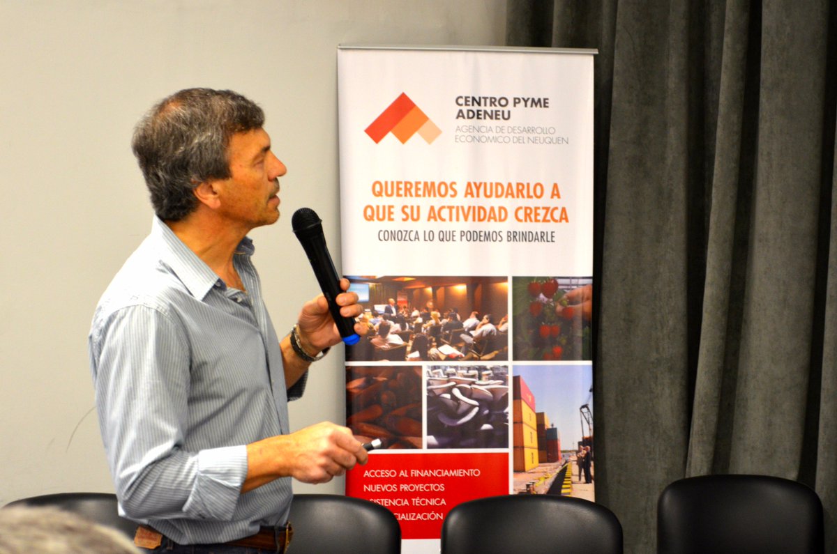 dpvneuquen's tweet photo. El Presidente de la DPV expuso el plan de obras para Vaca Muerta el pasado 13 de noviembre en Centro Pyme ADENEU. https://t.co/T07PRdJEWf