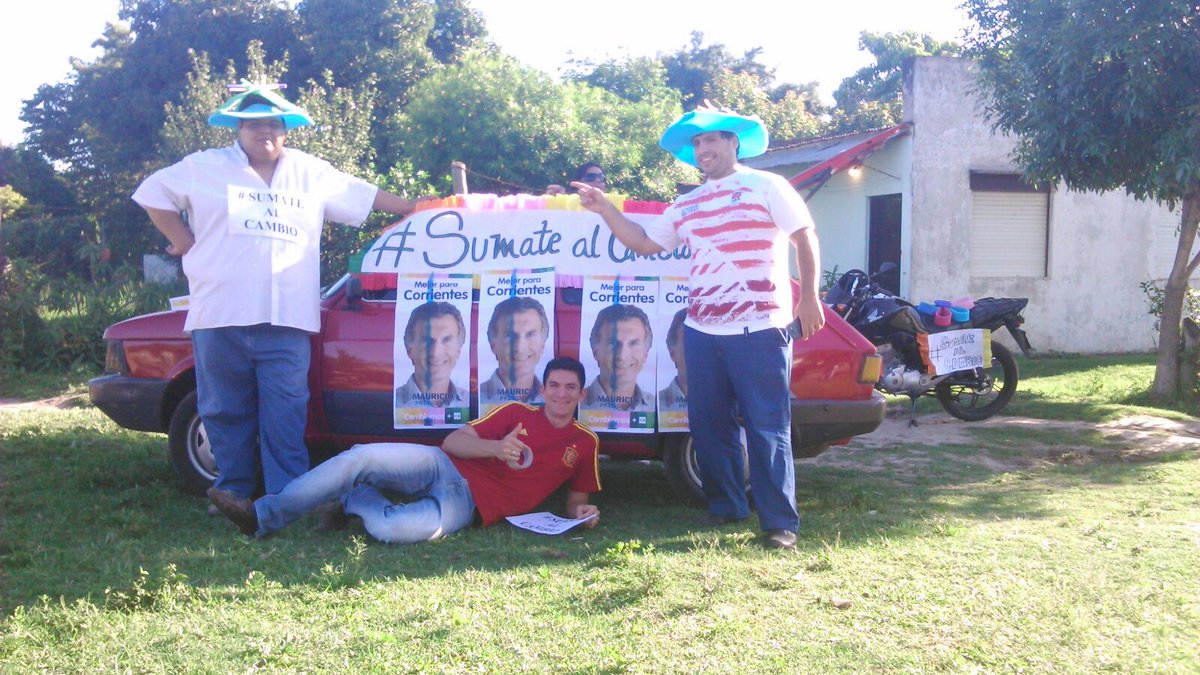 luna_dure's tweet photo. #sumateAlCambio ellos esperan el cambio .... https://t.co/kUcOhlrbrT