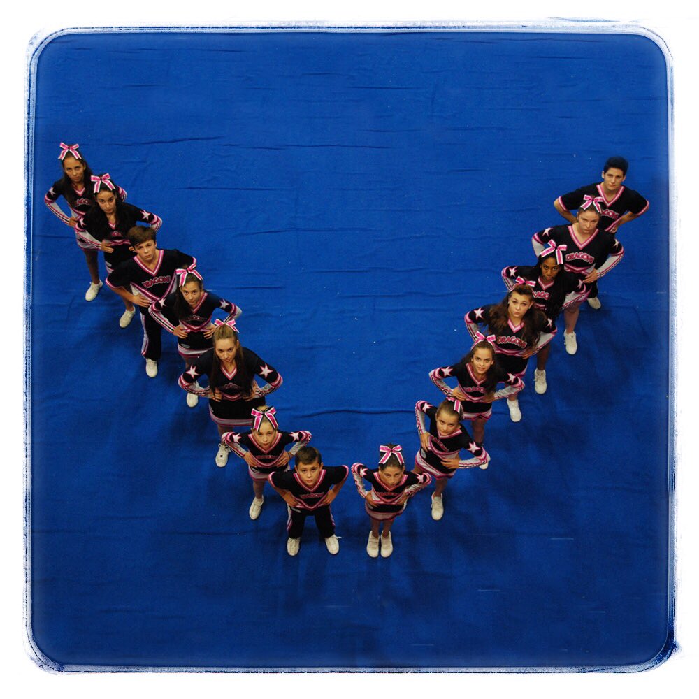 ASCVEDragons's tweet photo. 🇫🇷🐲 Let's Go Dragons!!!! #abcve #abcvedragons #cheerleading #cheerleader #cheer https://t.co/Zk64R47PgI