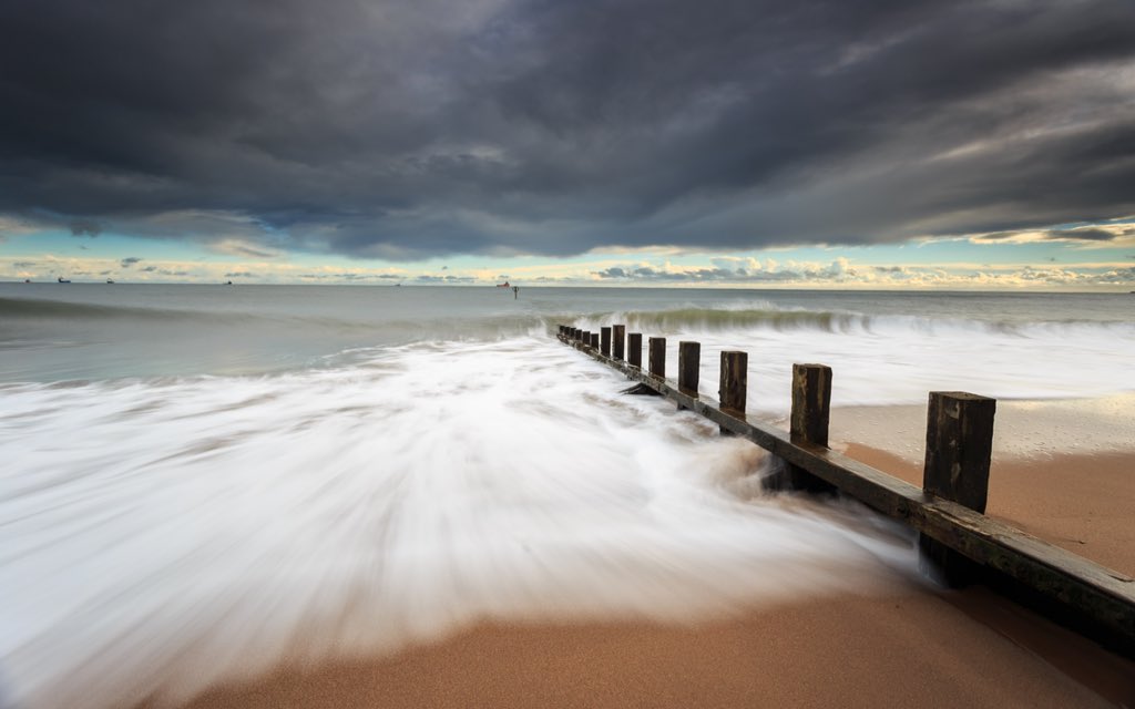 Aberdeen Beach 
#Aberdeen #Scotland #Brilliantmoments #seascape
 facebook.com/Neildonaldphot…