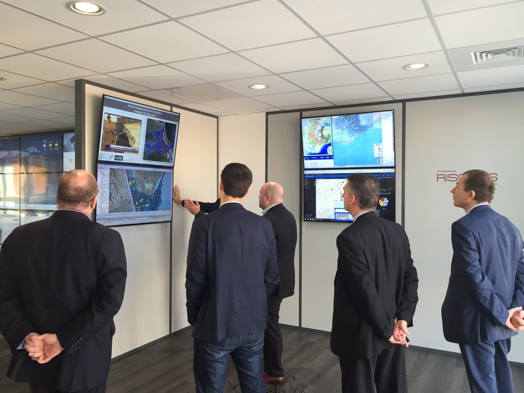 travis_peter15's tweet photo. #i3sca mission: 5 countries, 30+ investor mtgs, 400+ contacts = huge success for @StA_SmartCity &amp; @StA_Business! https://t.co/W7pV4juIau