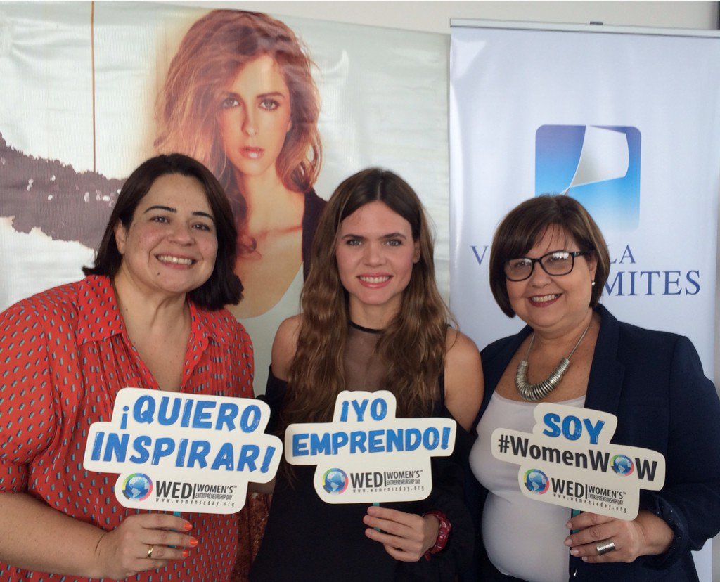omarlyalcina's tweet photo. Celebrando el #emprendimiento como ponente invitada de #wedwen2015 @FundacionVSL @NoPiseLaGrama @maickelmelamed https://t.co/cLm1BpcqoA