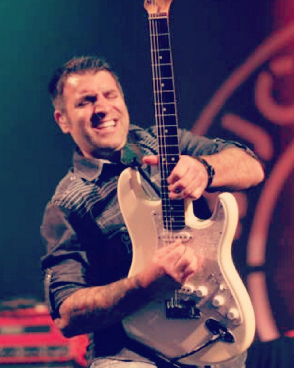 CoreyRay_music's tweet image. Had an awesome time tonight warming up the stage for @Buckcherry #patrickjamesband #coreyraydigiovanni