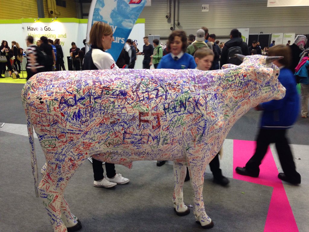 ABPFuture's tweet image. Keeping busy at The @SkillsShow, our signature cow has almost run out of space! #careers #TSS15