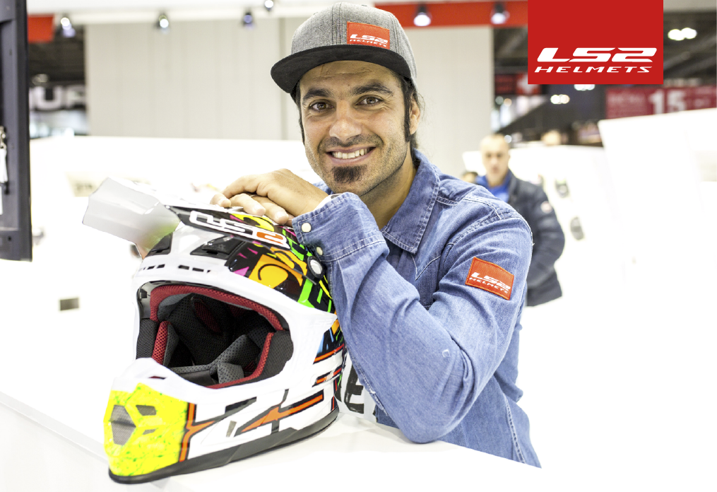 LS2Official's tweet photo. IVAN CERVANTES. FROM ENDURO TO DAKAR
#LS2 #LS2Helmets #LS2AlwaysHead #LS2riders @IvanCervantes25 @dakar @enduro https://t.co/CPgqfccL3L